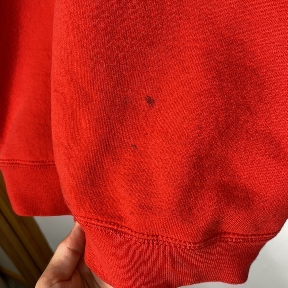 Vintage Fruit Of The Loom Wisconsin Red Crewneck Sweatshirt Size XL - Picture 14 of 14